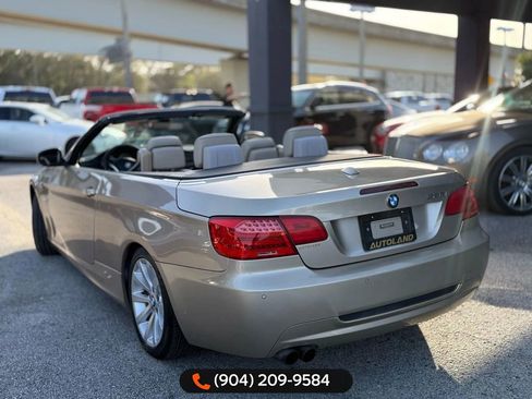 Used 2013 BMW 328i Convertible image 3