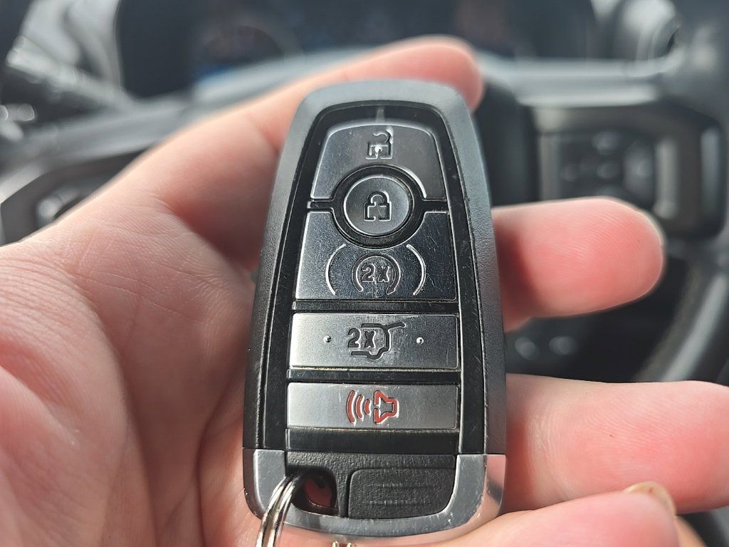 Used 2020 Ford Expedition Limited w/ Equipment Group 301A AWD/4WD image 21
