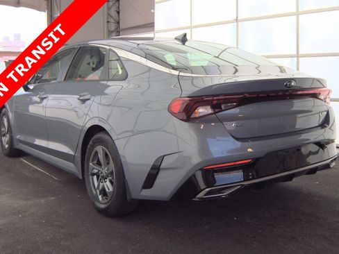 Used 2021 Kia K5 LXS FWD image 5