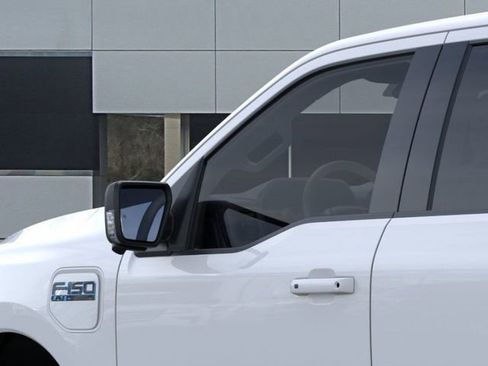 New 2025 Ford F150 Lightning Flash image 20
