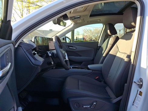 New 2026 Audi Q3 quattro 2.0T AWD/4WD image 11