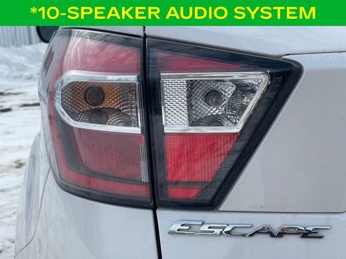 Used 2017 Ford Escape Titanium image 13