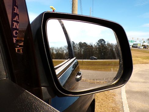 Used 2016 GMC Canyon SLE w/ SLE Convenience Package image 25