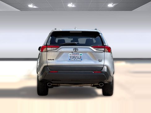 Used 2025 Toyota RAV4 XLE Premium AWD/4WD image 10