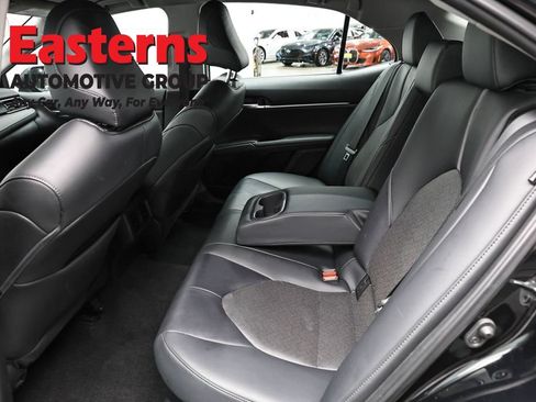 Used 2022 Toyota Camry XLE FWD image 22