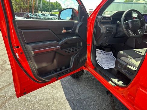 Used 2024 Toyota Tacoma TRD Off-Road AWD/4WD image 8