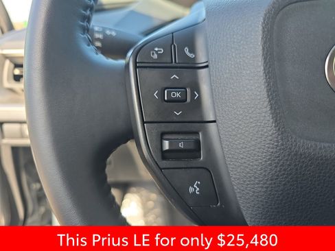 Used 2025 Toyota Prius LE image 22