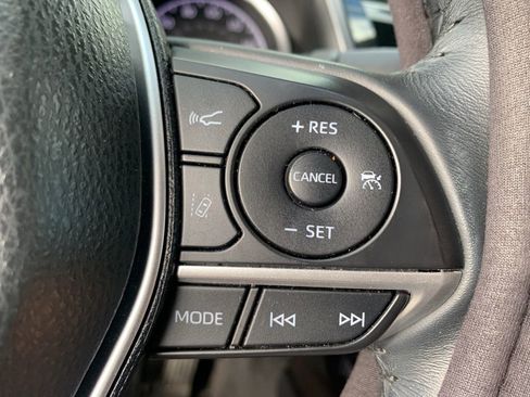 Used 2024 Toyota Camry XLE image 16