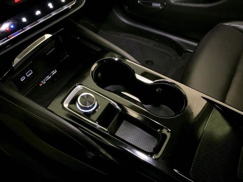 Used 2025 Buick Envision Preferred image 17