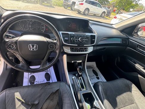 Used 2014 Honda Accord Sport image 10