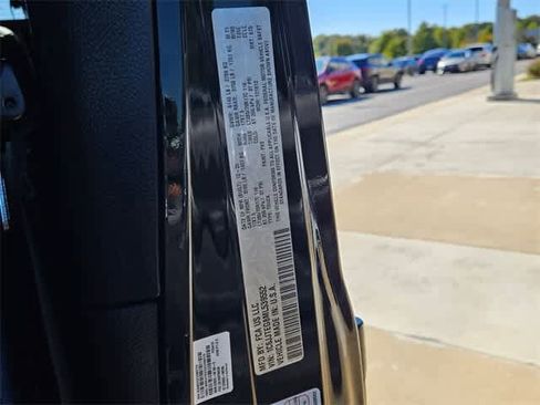 Used 2021 Jeep Gladiator Mojave image 36