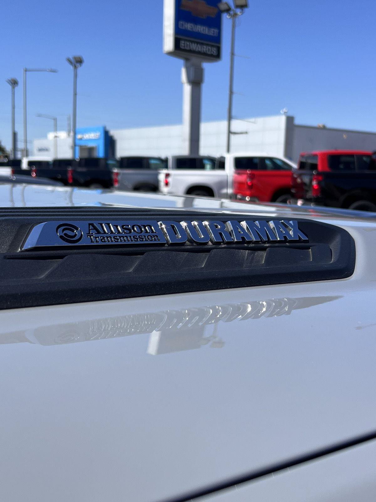 Used 2024 Chevrolet Silverado 2500 ZR2 w/ Technology Package AWD/4WD image 12
