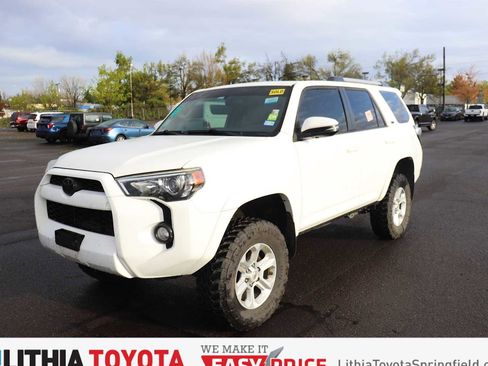 Used 2019 Toyota 4Runner SR5 Premium image 1