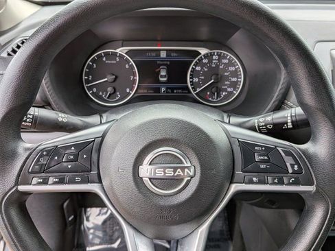 Used 2024 Nissan Sentra SV FWD image 22