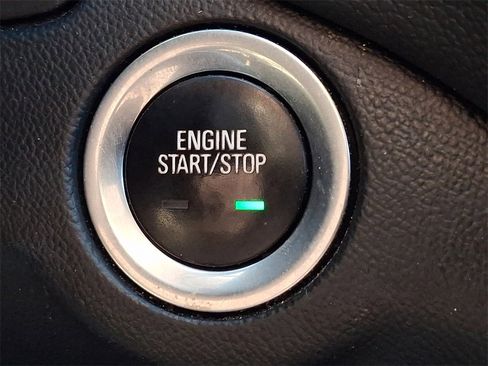 Certified 2021 Chevrolet Equinox LT image 26