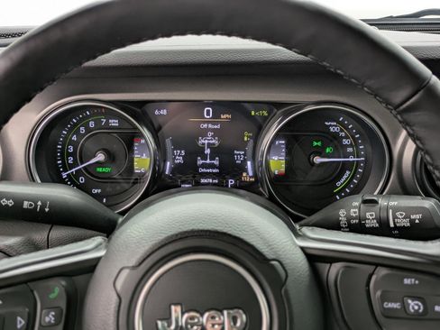 Used 2023 Jeep Wrangler Unlimited w/ Cold Weather Group image 23