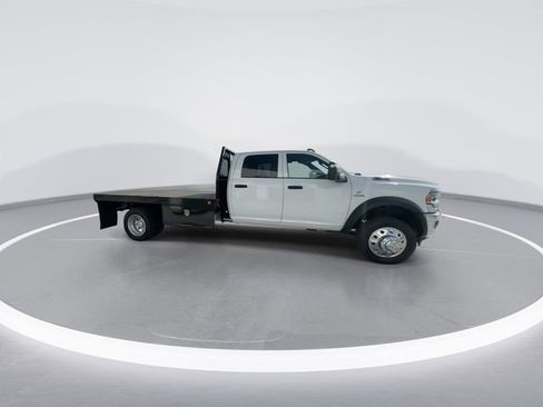 New 2024 RAM 5500 Tradesman w/ Chrome Appearance Group AWD/4WD image 9