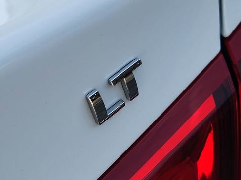 Used 2024 Chevrolet Malibu LT image 8