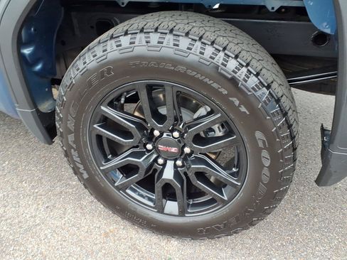 Used 2024 GMC Sierra 1500 Elevation AWD/4WD image 10
