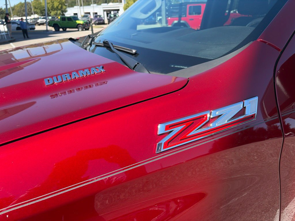 Used 2021 Chevrolet Silverado 1500 RST w/ All Star Edition Plus AWD/4WD image 2