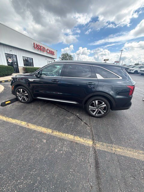 Used 2023 Kia Sorento EX AWD/4WD image 13