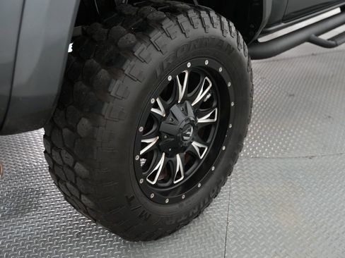 Used 2016 Toyota Tacoma TRD Sport w/ Premium & Technology Package image 55