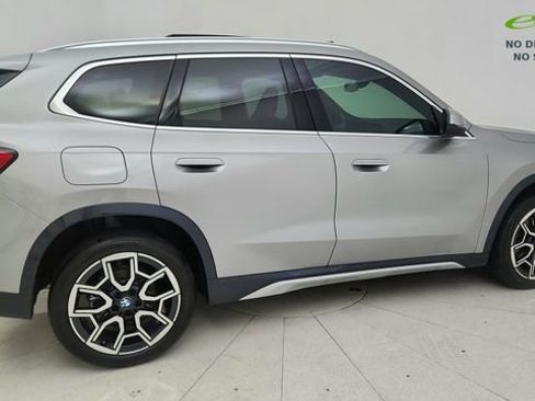 Used 2025 BMW X1 xDrive28i AWD/4WD image 6