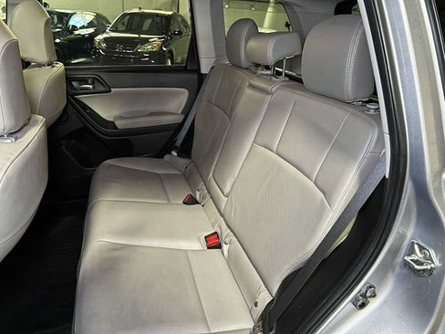 Used 2015 Subaru Forester 2.5i Touring w/ Eyesight & Navigation System AWD/4WD image 20