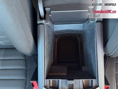 Used 2024 Ford Edge SEL image 35