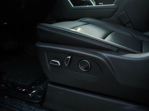 New 2026 GMC Sierra 2500 Denali w/ Denali Reserve Package image 18