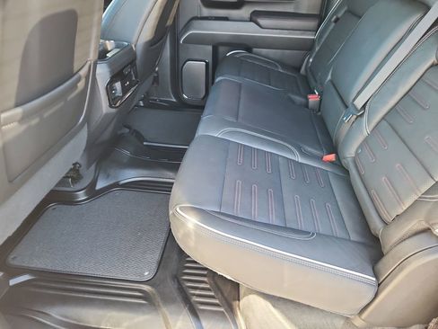 Used 2024 GMC Sierra 1500 AT4X image 8