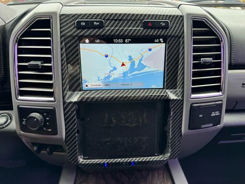 Used 2017 Ford F250 Lariat w/ Lariat Ultimate Package image 31