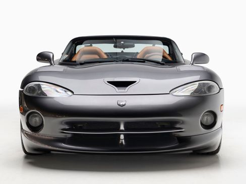 Used 2002 Dodge Viper RT/10 RWD image 5