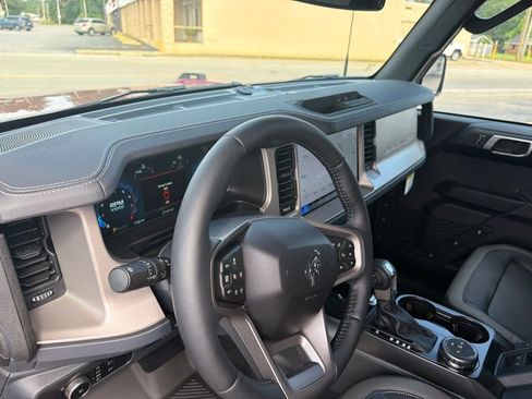 New 2026 Ford Bronco Outer Banks AWD/4WD image 10