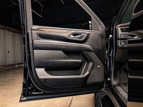 Used 2023 Chevrolet Suburban Premier w/ Max Trailering Package image 25