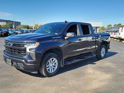 Used 2022 Chevrolet Silverado 1500 RST w/ Convenience Package II image 12