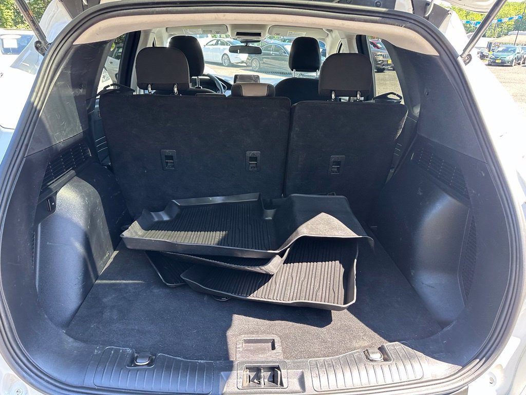 Used 2022 Ford Escape SE FWD image 32