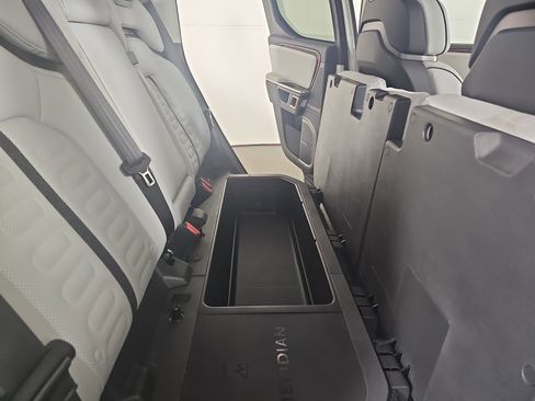 Used 2022 Rivian R1T Adventure image 24