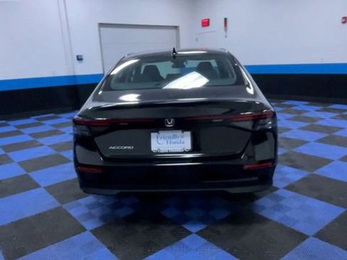 Certified 2023 Honda Accord LX image 7