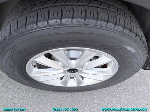 Used 2019 Kia Sorento L image 33