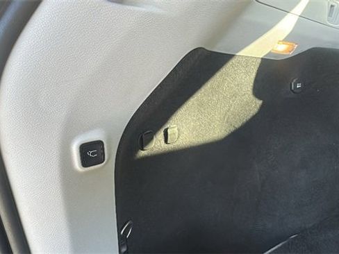 Used 2021 Jeep Cherokee Limited w/ Elite Package image 40