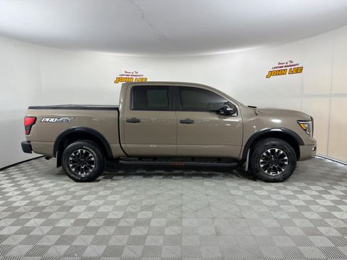 Used 2021 Nissan Titan PRO-4X w/ Pro-4x Convenience Package AWD/4WD image 6