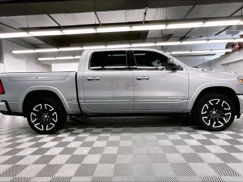 Used 2025 RAM 1500 Limited AWD/4WD image 16