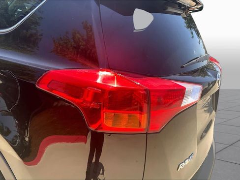 Used 2013 Toyota RAV4 XLE FWD image 27