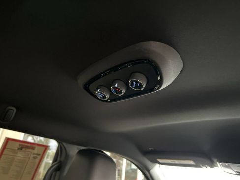 Used 2022 Dodge Durango R/T image 28