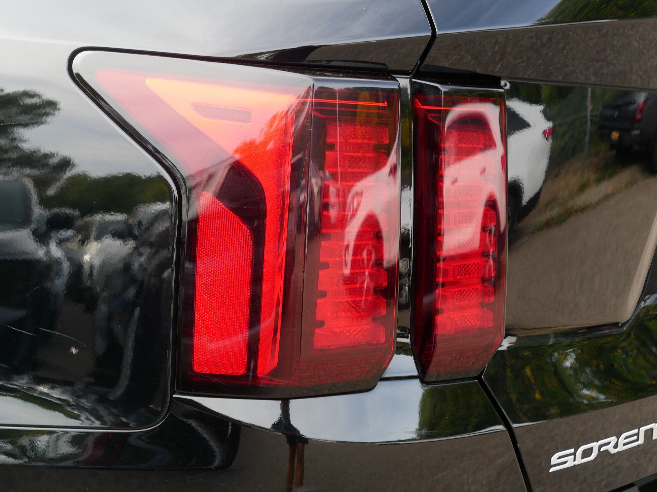 Certified 2023 Kia Sorento LX AWD/4WD image 17