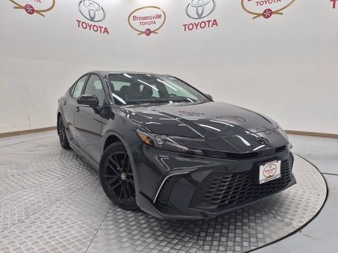 New 2026 Toyota Camry SE w/ Convenience Package FWD image 1