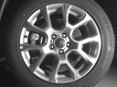 Used 2025 Jeep Compass Limited image 9