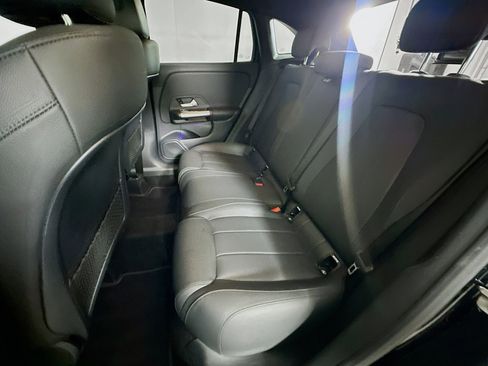 Used 2025 Mercedes-Benz GLA 250 image 26