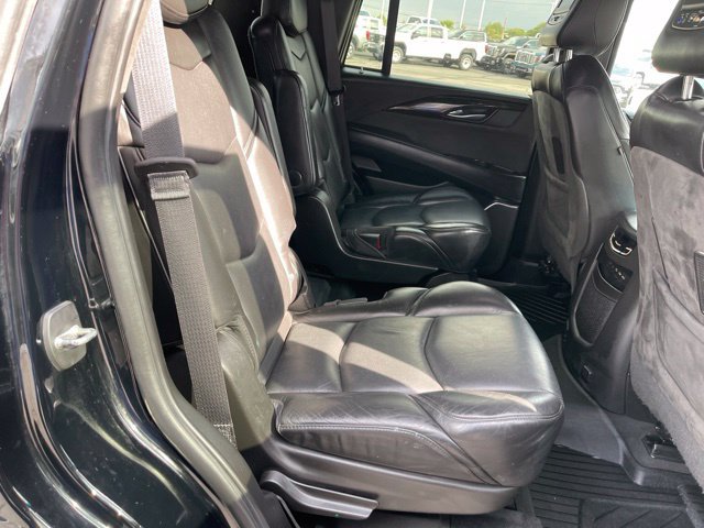 Used 2019 Cadillac Escalade Platinum AWD/4WD image 20